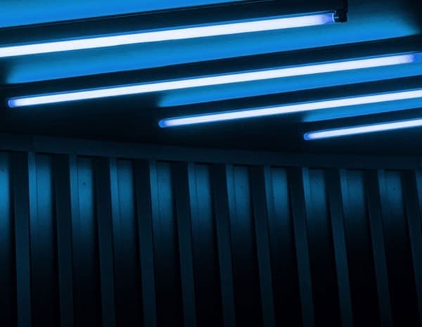 UV lights on ceiling